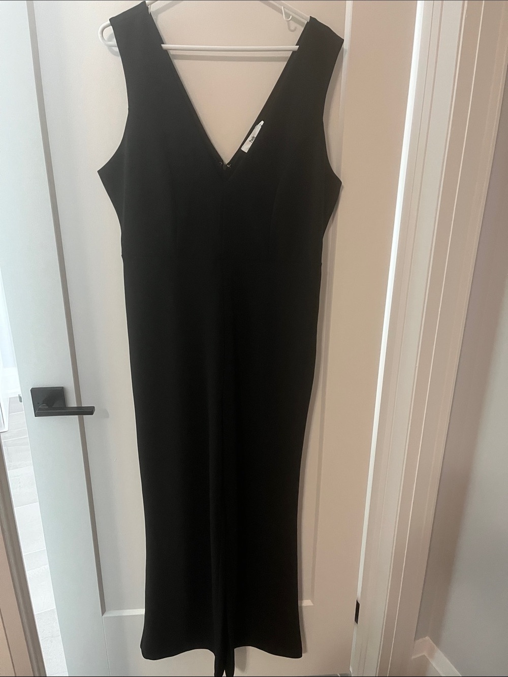 Simons Twik Black Sleeveless V-Neck Jumpsuit